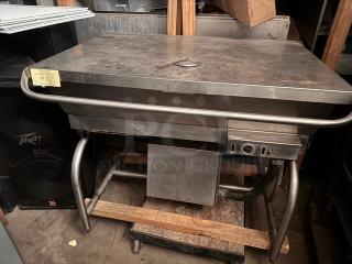 Industrial electric kettle TSCE-40, 120/208V, stainless steel, large capacity, mounted on sturdy frame, visible control panel.