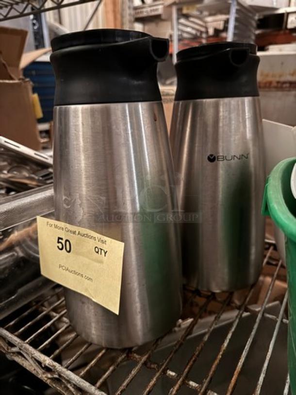 BUNN Coffee carafe model BIDX2, stainless steel, black lid, used condition, auction label indicating quantity 50.