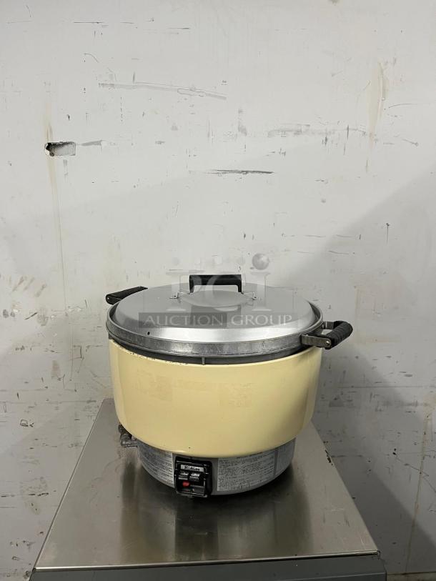 Rinnai RER55ASN 55 Cup Natural Gas Rice Cooker, commercial-grade, metal finish, visible controls, used condition.
