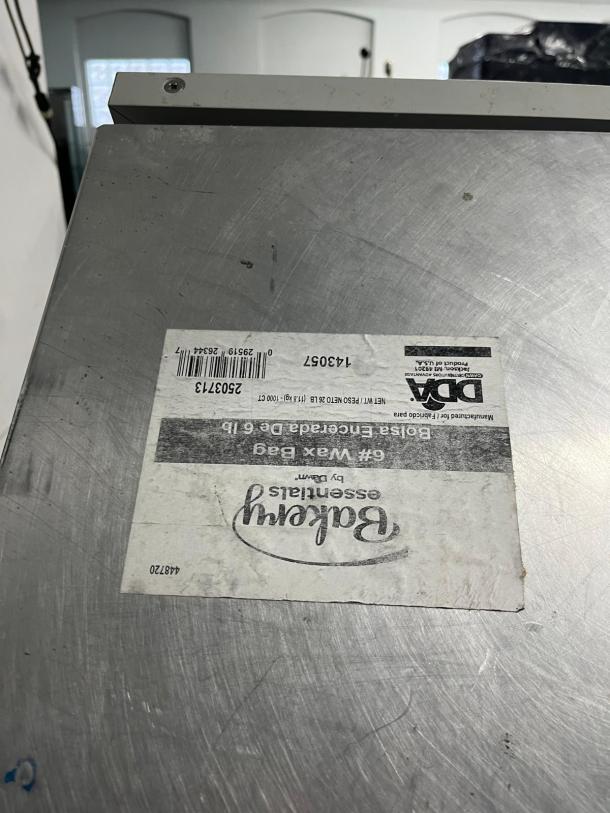 Avantco HEAT-1836 Heated Holding Cabinet, full-size, clear door, minor wear, includes manufacturing and handling labels.