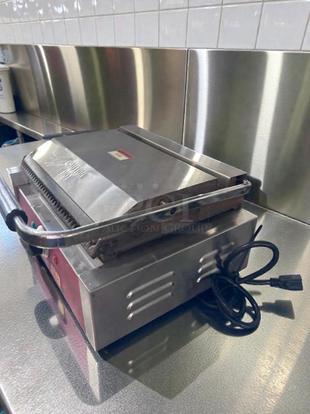 Adcraft Countertop Panini Grill in excellent condition, stainless steel, UL Listed, fully tested, model ADC-S-GRILL-0560.
