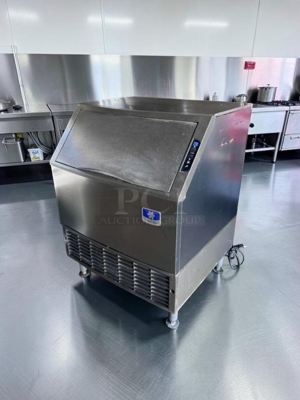 Manitowoc UY0310A-161B commercial undercounter ice maker in excellent condition, UL listed, 115V, fully tested.