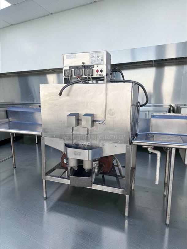 American Dish Service 5-AGS glass washer, prime condition, stainless steel, 120V, NSF listed, tested operational.