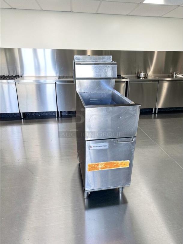 Frymaster Commercial Gas Fryer, stainless steel, heavy-duty floor model. Prime condition, fully tested. Model FRY-L-FRY-0596.
