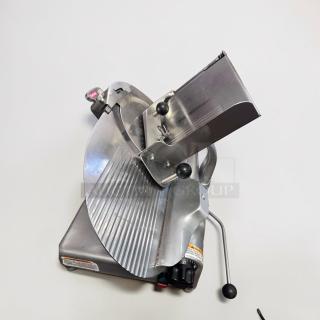 Berkel 909/1 commercial manual meat slicer in superb condition, 115V, NSF listed, fully tested. Stainless steel finish.