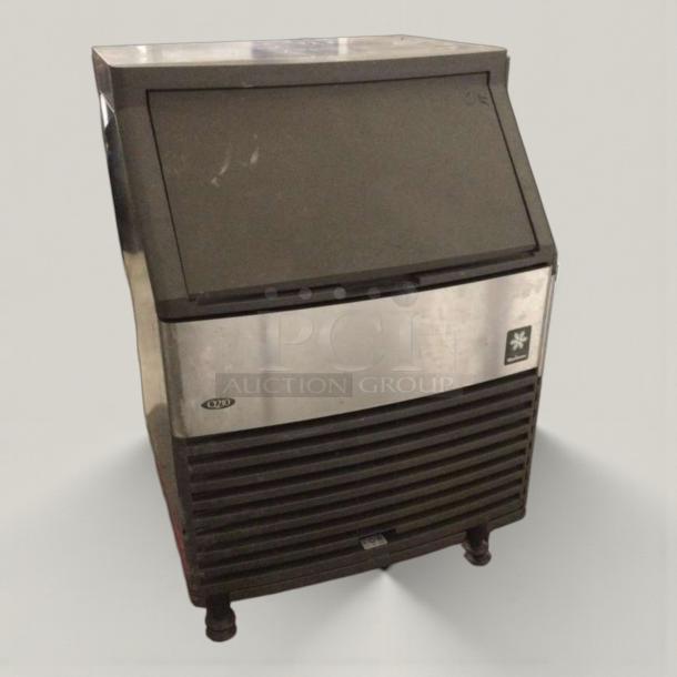 Manitowoc QY0214A Commercial Ice Maker, pristine condition, 115V, single phase, fully tested, silver and black finish.