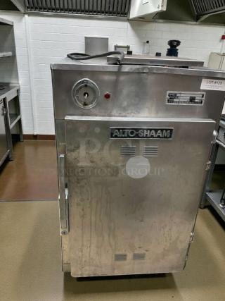 Alto-Shaam 750-S holding cabinet in superior condition, stainless steel, 125V single phase, fully tested.