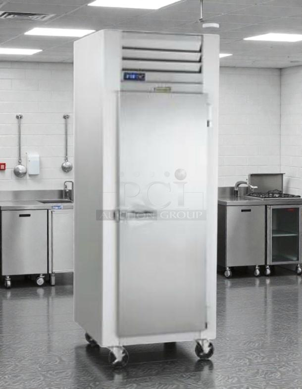 Outstanding condition Traulsen G12010 commercial single-door reach-in freezer, 115V, UL & NSF listed, fully tested.