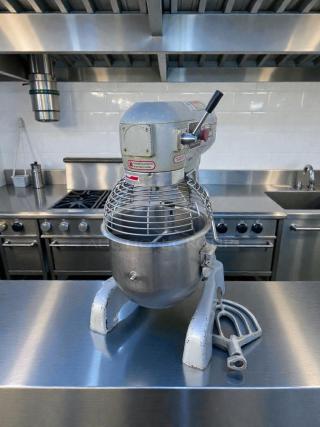 Commercial UPM-M20-3 20 Qt Planetary Mixer, 110V, silver, excellent condition, fully tested, includes paddle and wire guard.