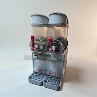 Ugolini/Cecilware dual slush dispenser, 2 bowls, NSF & UL listed, 115V, excellent condition, fully tested, model UGO-M-SLUSH-0487.