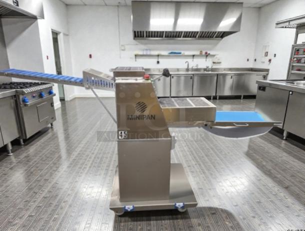 Minipan MINIGRISS breadstick shaper, stainless steel, excellent condition, fully tested, model MIN-L-GRSS-0481.