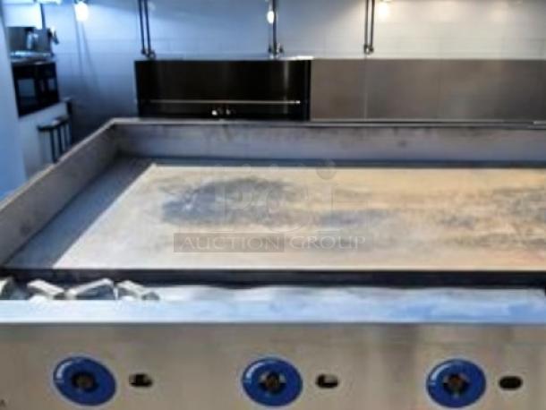 Globe GG48G 48" commercial gas griddle, stainless steel, natural gas, premium condition, fully tested, operational.