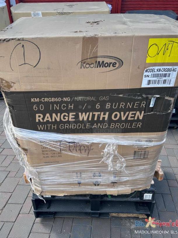 Brand new KoolMore 60" Commercial Gas Range with Oven, Griddle & Broiler, model KM-CRGB60-NG, in scratch & dent condition.