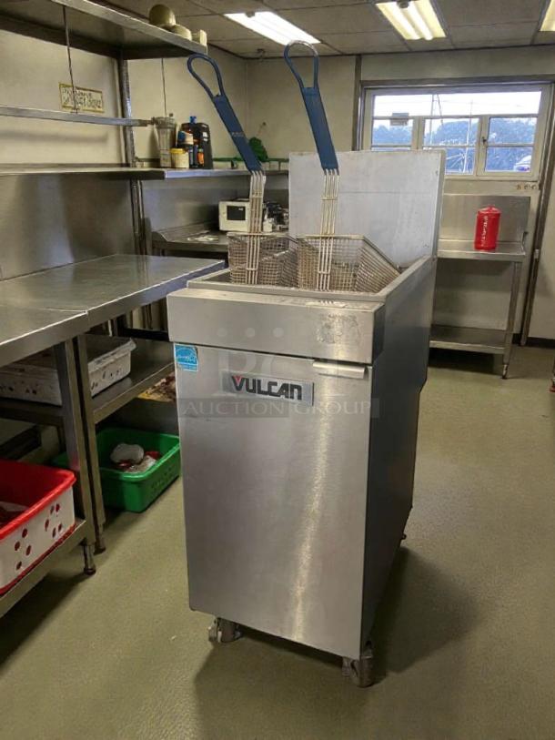 Vulcan Hart gas floor fryer, stainless steel, dual baskets, excellent condition, natural gas, fully tested and working.