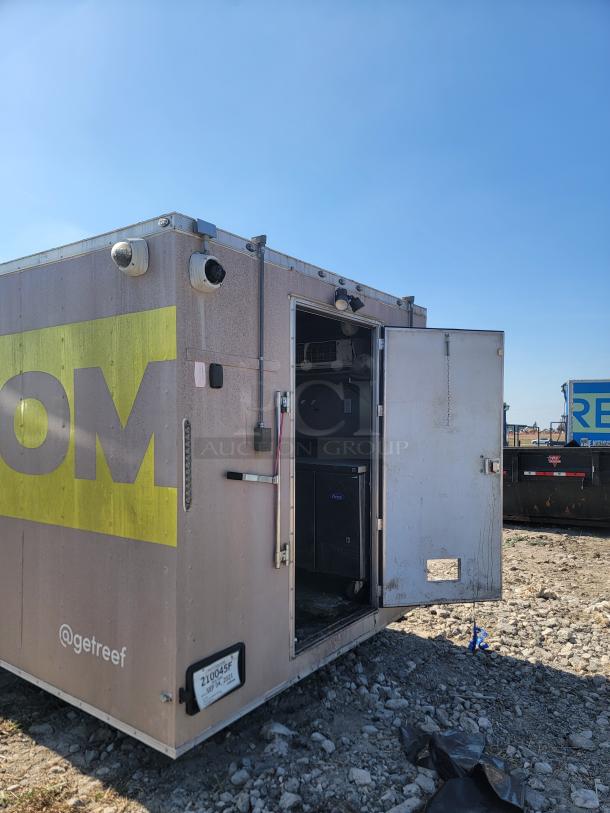 2019 Peach Cargo 24' mobile kitchen, rugged design, side door open, external signage, VIN: 7FRVC24D4KA002465.