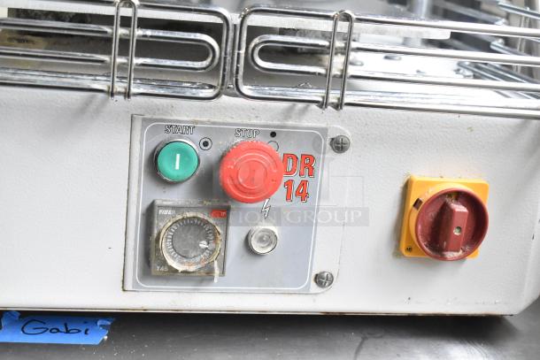 Univex SDR1411-01 dough divider, manual cutting, 14 portions, 3-11 oz, 110V, 1 phase. Control panel with start/stop buttons.