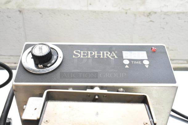 Sephra SERTWFL01 countertop waffle baker system with digital timer. 110-120V, 1 phase. Used condition.