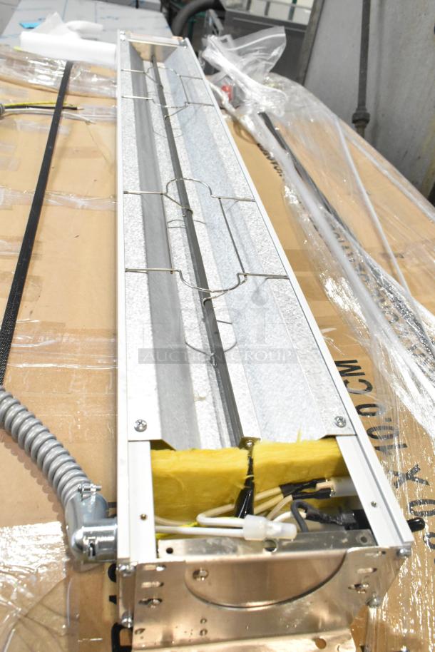 Brand new ServIt 423SW48THA 48" strip warmer, single toggle control, 120V, 1 phase, slight scratches on metal, boxed.