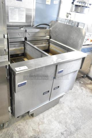 2024 Pitco Frialator SE18 electric fryer with filtration system, on commercial casters, 208V, 3-phase, in good condition.