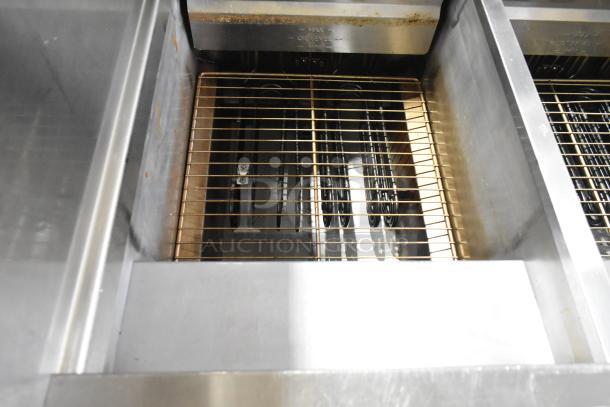 2024 Pitco Frialator SE18 deep fat fryer, electric, with filtration system, commercial casters, 208V, 3-phase.