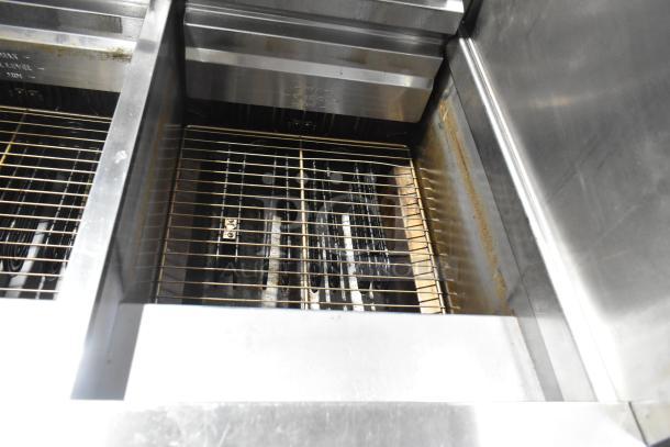 2024 Pitco Frialator SE18 commercial electric fryer with filtration, stainless steel, on casters, 208V, 3-phase.
