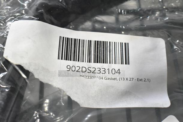 Barcode label on packaging, showing code 902DS233104. Marked as "Gasket, (13 X 27 - Ext 2.1)." Part of a lot of 15 items.