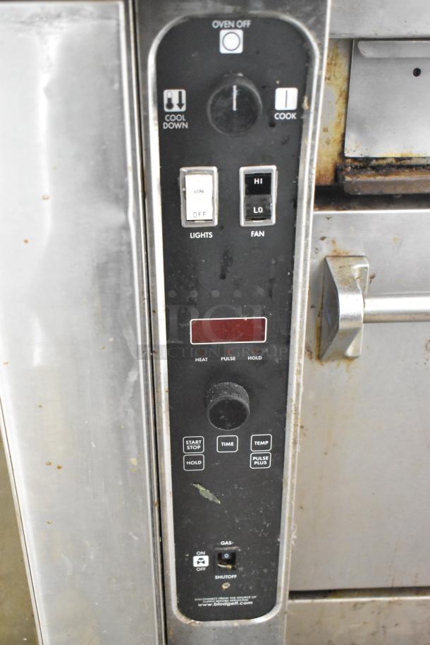Blodgett DFG-100-3 convection oven control panel, featuring thermostatic controls, fan settings, and gas shutoff switch.