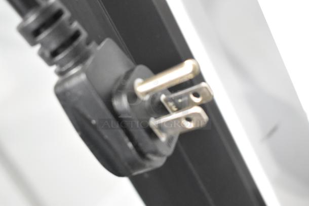 Plug detail of Habco SE12HC Commercial Single Door Reach-In Cooler Merchandiser, 115 Volts, 1 Phase.