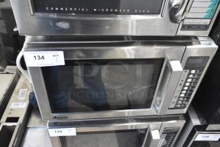 2019 Amana RCS10TS commercial microwave oven, stainless steel, digital keypad, 120V, 1 phase, excellent condition.