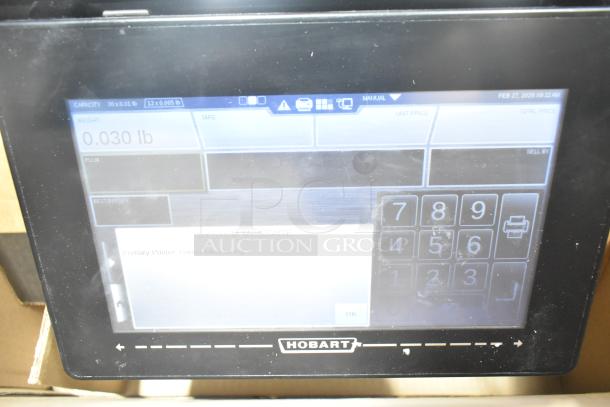2017 Hobart HTi-7LH26 commercial countertop scale, tested and working, featuring digital display and keypad.