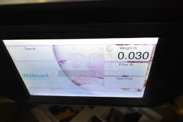 2017 Hobart HTi-7LH26 Commercial Scale, tested working. Display shows 0.030 lbs. Brand logo visible.