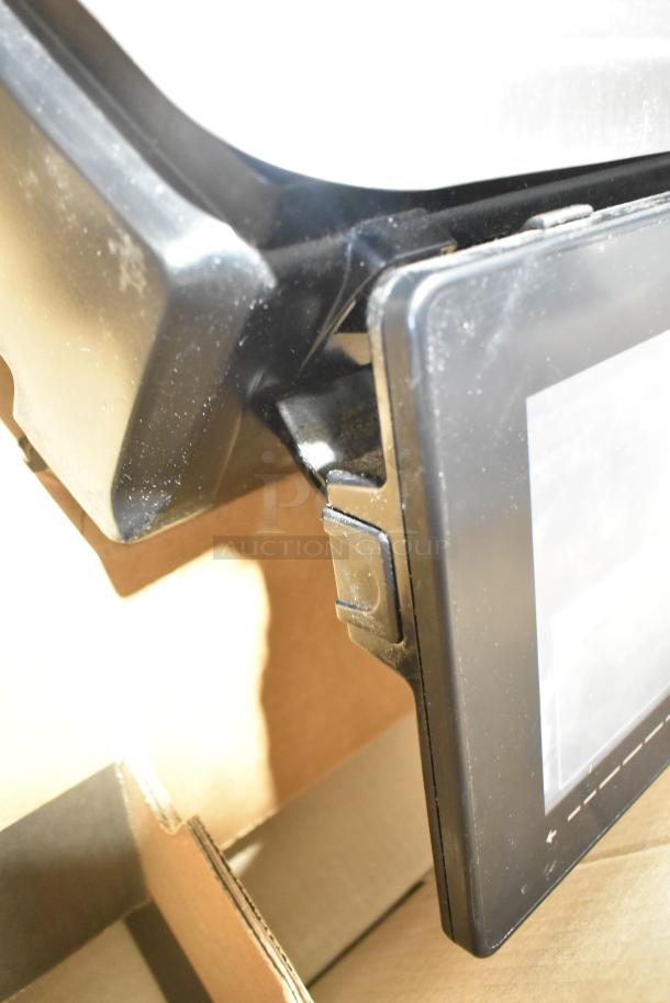 2017 Hobart HTi-7LH26 commercial countertop scale, black casing, showing detail of display connection, tested and working.