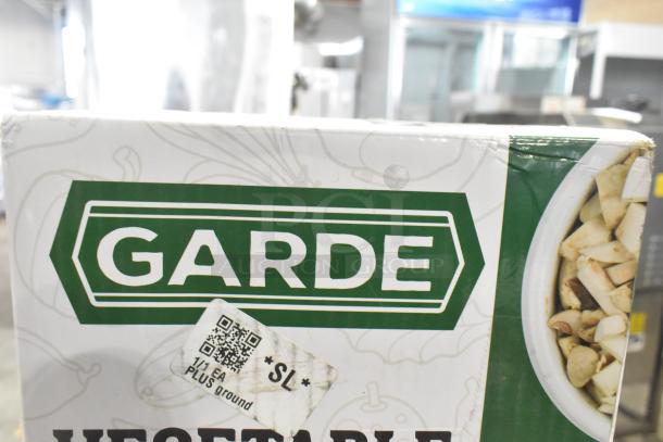 Garde DC1 1" Heavy-Duty Vegetable Dicer, brand new, with slight box damage. Packaging shows the Garde logo.