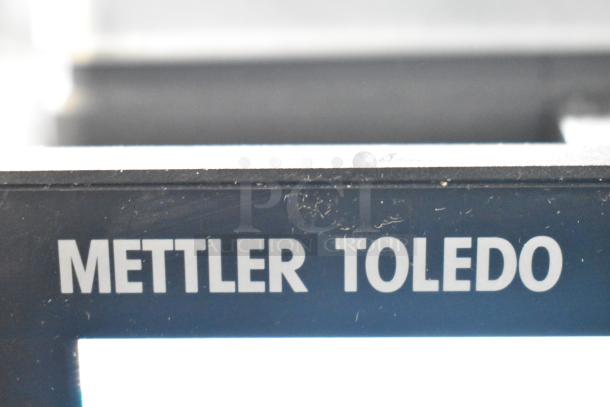 Mettler Toledo FreshWay AM-6127C commercial scale, tested working, 120/208-240V, 1-phase, visible logo.