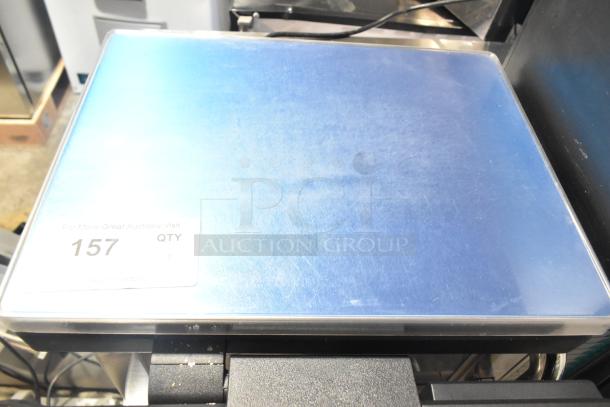 Mettler Toledo FreshWay AM-6127C commercial countertop scale, 120/208-240V, tested, working condition, auction sticker visible.
