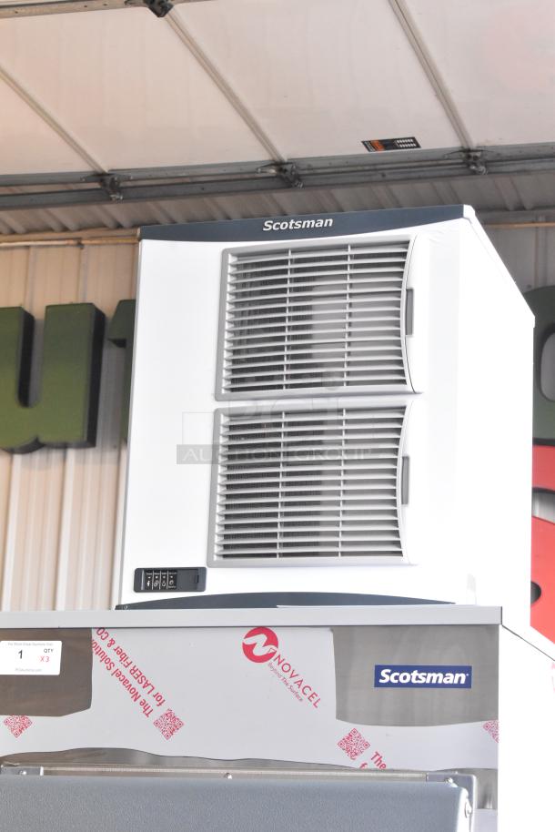 BRAND NEW 2025 Scotsman FS1222AX-32A Prodigy® Plus Flake Ice Machine with stand and cart, 208/230V, 1 phase, slight scratches.