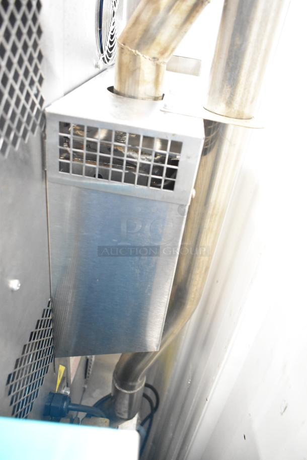 Blodgett HV-100G HydroVection natural gas convection oven, stainless steel vent and piping detail, on casters.