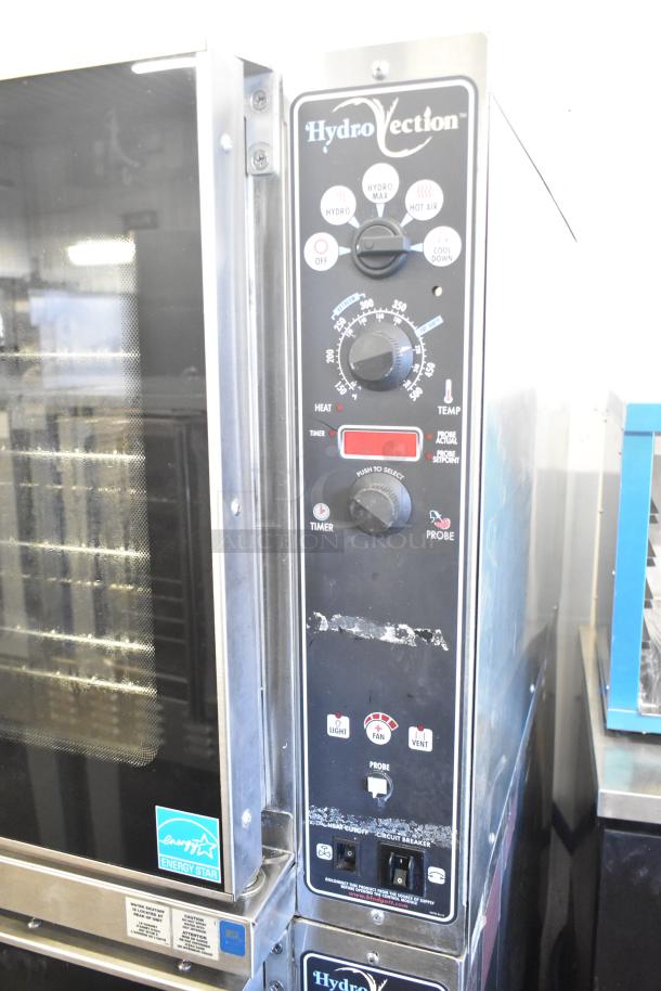 2016 Blodgett HV-100G HydroVection commercial convection oven with view-through doors and thermostatic controls on casters.