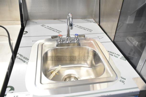 QualServ WMSC24MS commercial single bay portable sink with chrome faucet on casters, 120 volts, 1 phase, in excellent condition.