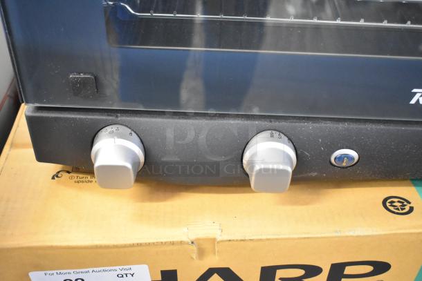 2024 Cadco Unox XAF003-US Roberta convection oven, metal, electric, countertop model. Features dials and power button.