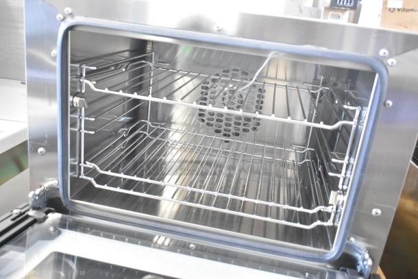 2024 Cadco Unox XAF003-US Roberta convection oven, electric, 120V, metal, countertop, 1 phase, mint condition.