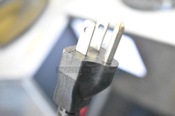 Power plug for 2024 Bunn VP17-2 countertop coffee machine, 120 volts, 1 phase.