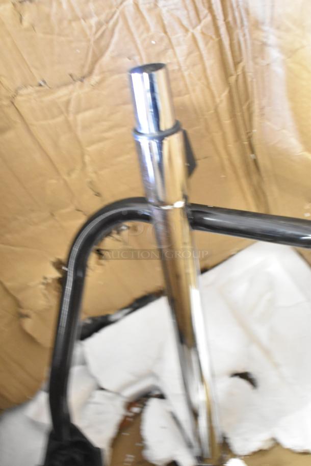 Brand new Lavex 944BJ162216G 16-gallon stainless steel wet/dry vacuum; scratch and dent, with toolkit, 100-120V, 1 phase.