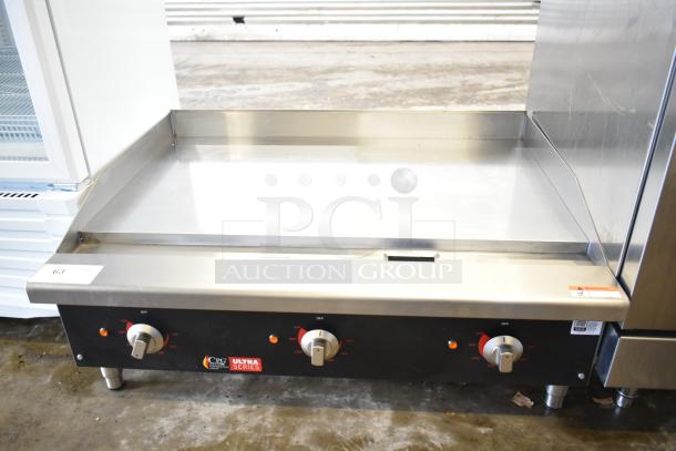 BRAND NEW Cooking Performance Group GU-CPG-36-M Ultra Series 36" Chrome Electric Griddle, 208/240V, 1 Phase, minor scratches.