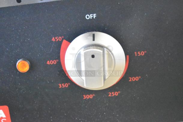 Control knob of the Cooking Performance Group GU-CPG-36-M griddle, showing temperature settings from 150° to 450°.
