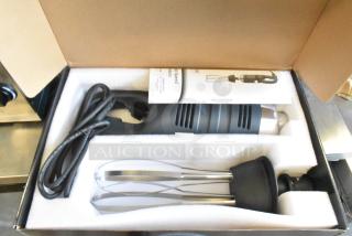 BRAND NEW AvaMix 928IBHDW10 variable speed immersion blender with 10" whisk, 1 1/4 hp, 120 volts, tested and working.