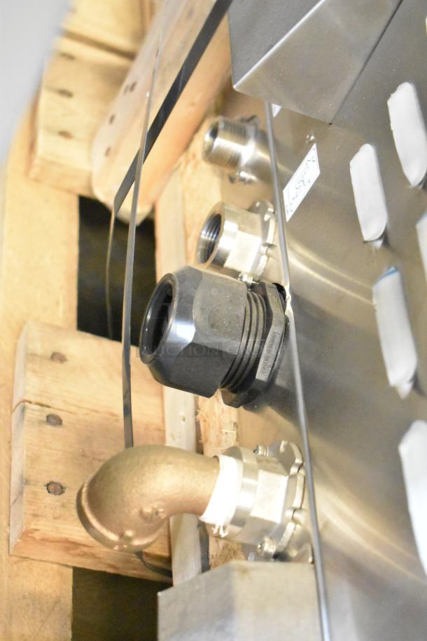 Brand new Alto Shaam AR-7T commercial rotisserie oven connections. Model AR-7T, 380-415V, 1 phase.