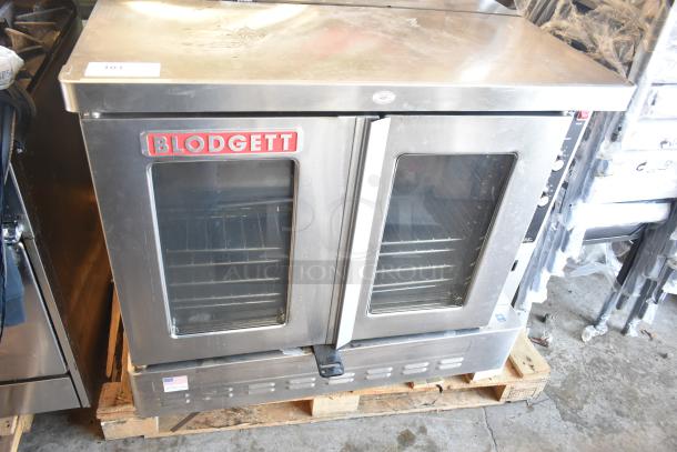 2025 Blodgett ZEPHAIRE-200-G commercial convection oven, natural gas, full-size, view-through doors, thermostatic controls.