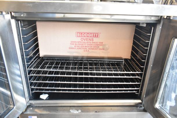 2025 Blodgett ZEPHAIRE-200-G commercial convection oven with view-through doors and thermostatic controls, excellent condition.