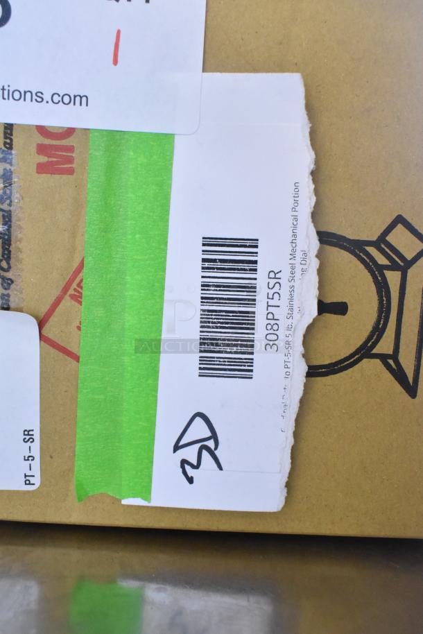 Cardinal Detecto PT-5-SR 5 lb. stainless steel portion control scale box, new with visible scratches, model 308PT5SR.